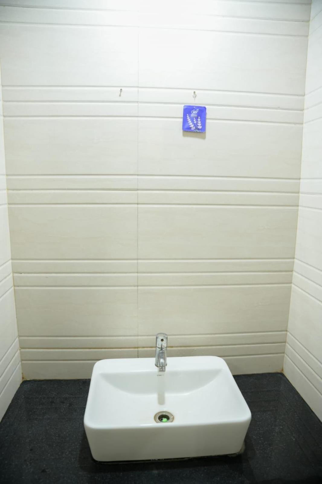 Hotel Sachidanand Shirdi Zewnętrze zdjęcie