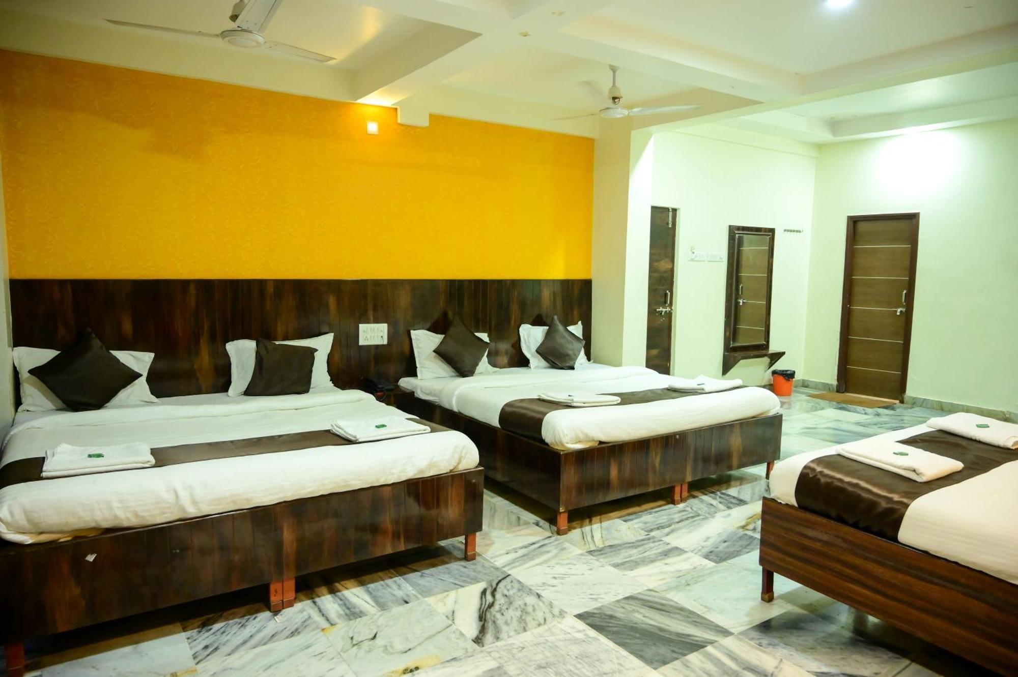 Hotel Sachidanand Shirdi Zewnętrze zdjęcie