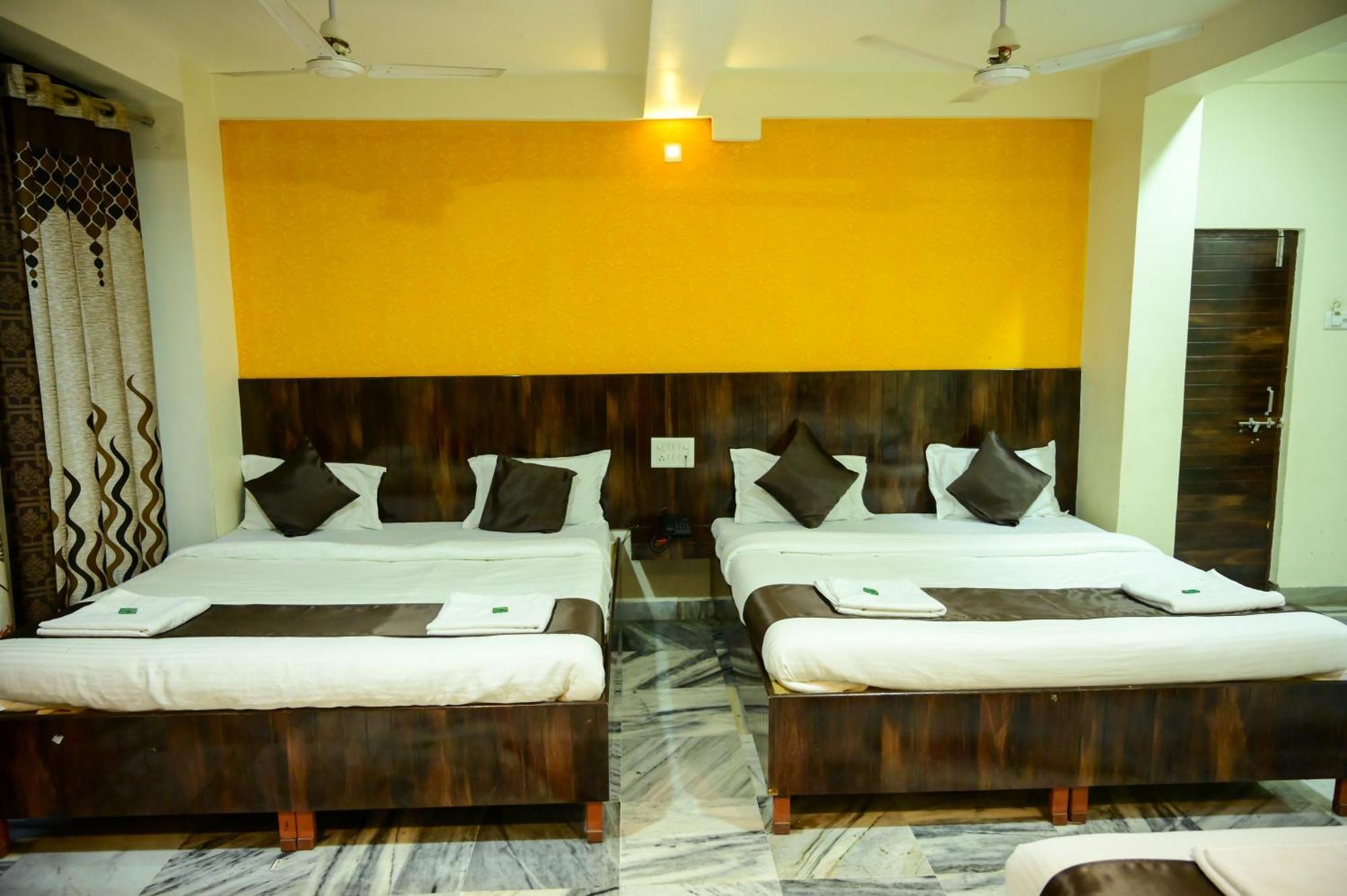 Hotel Sachidanand Shirdi Zewnętrze zdjęcie