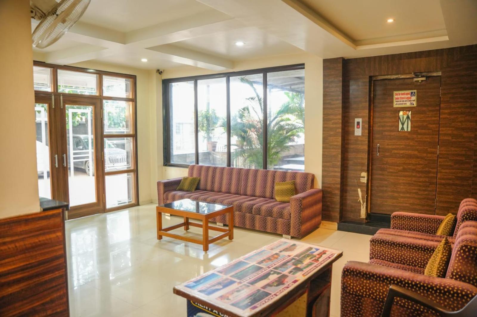 Hotel Sachidanand Shirdi Zewnętrze zdjęcie